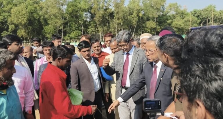 চুনারুঘাটে ক্ষুদ্র নৃ-গোষ্ঠীর উন্নয়নে ছাগল বিতরণ