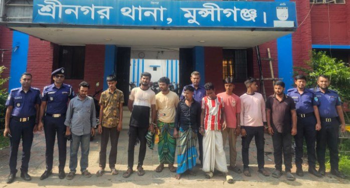 শ্রীনগরে বিভিন্ন মামলার ৯ আসামী গ্রেফতার
