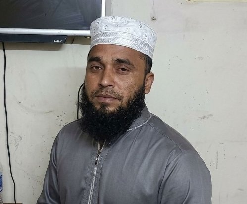 রূপগঞ্জে শিশুকে ধর্ষণের চেষ্টার অভিযোগে মাদ্রাসার শিক্ষক গ্রেফতার